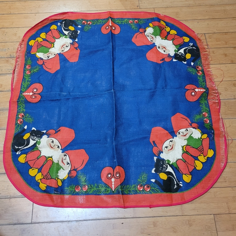 Vtg BOWA Elves & Cat Burlap Christmas Tablecloth Topper Bodil Wallman